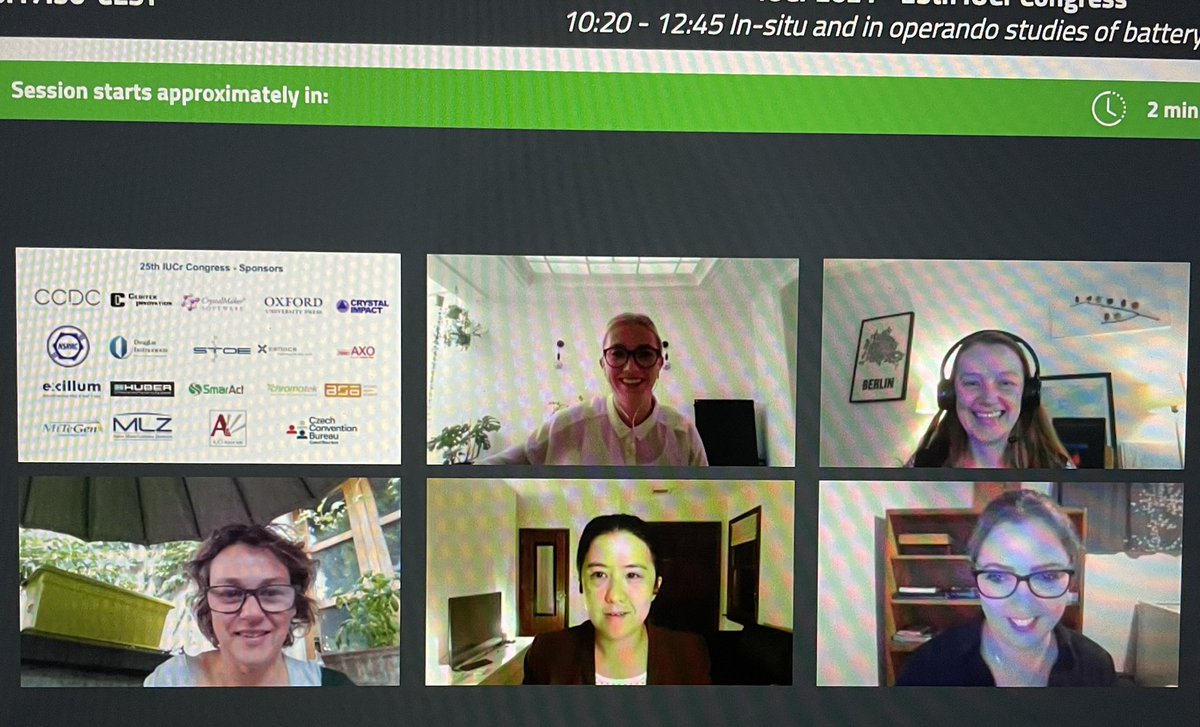 cv_villevieille's tweet image. We are currently talking about in operando techniques at #IUCr with @Peterson_VK and other great ladies😊