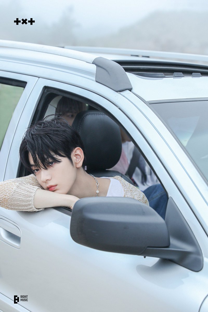 mer_shallow's tweet photo. 형이 휴게소 지나쳤음 https://t.co/NcK35X4wFT