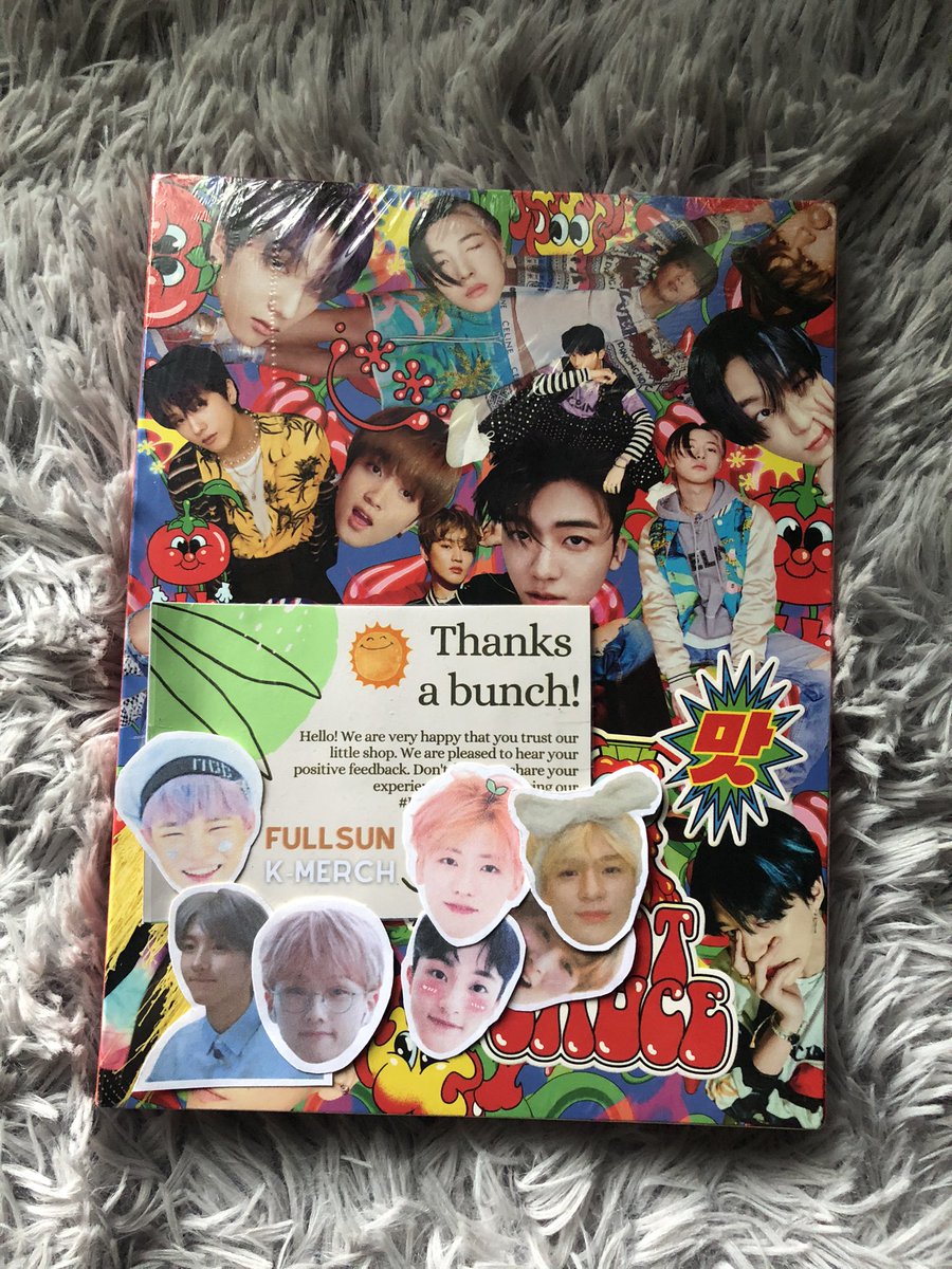 dreamcouvr's tweet photo. dumating na hot sauce ko sa wakas!! π thank you so much!! @fullsun_kmerch β€οΈ https://t.co/75da2jPyWs