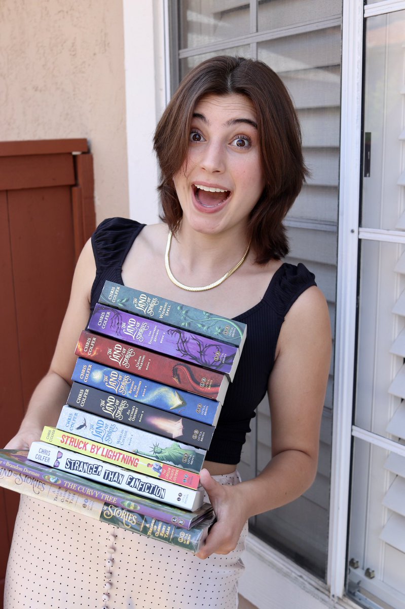 TweetsBySydney's tweet photo. I was lucky enough to donate 133 Chris Colfer books today! Since I was 8 years old, I have donated 1,948 books to kids in need. Thank you @chriscolfer for your incredible writing. I’ve always donated your books because I’ve thought they provide the best “escape” from reality.❤️📚 https://t.co/3WHD9tr8Z1