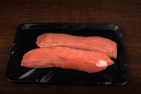 qualitycutsb's tweet photo. We serve you meat cuts which are fresh on the shelf daily. Be assured of freshness and great taste. https://t.co/GyEviLqcDt
