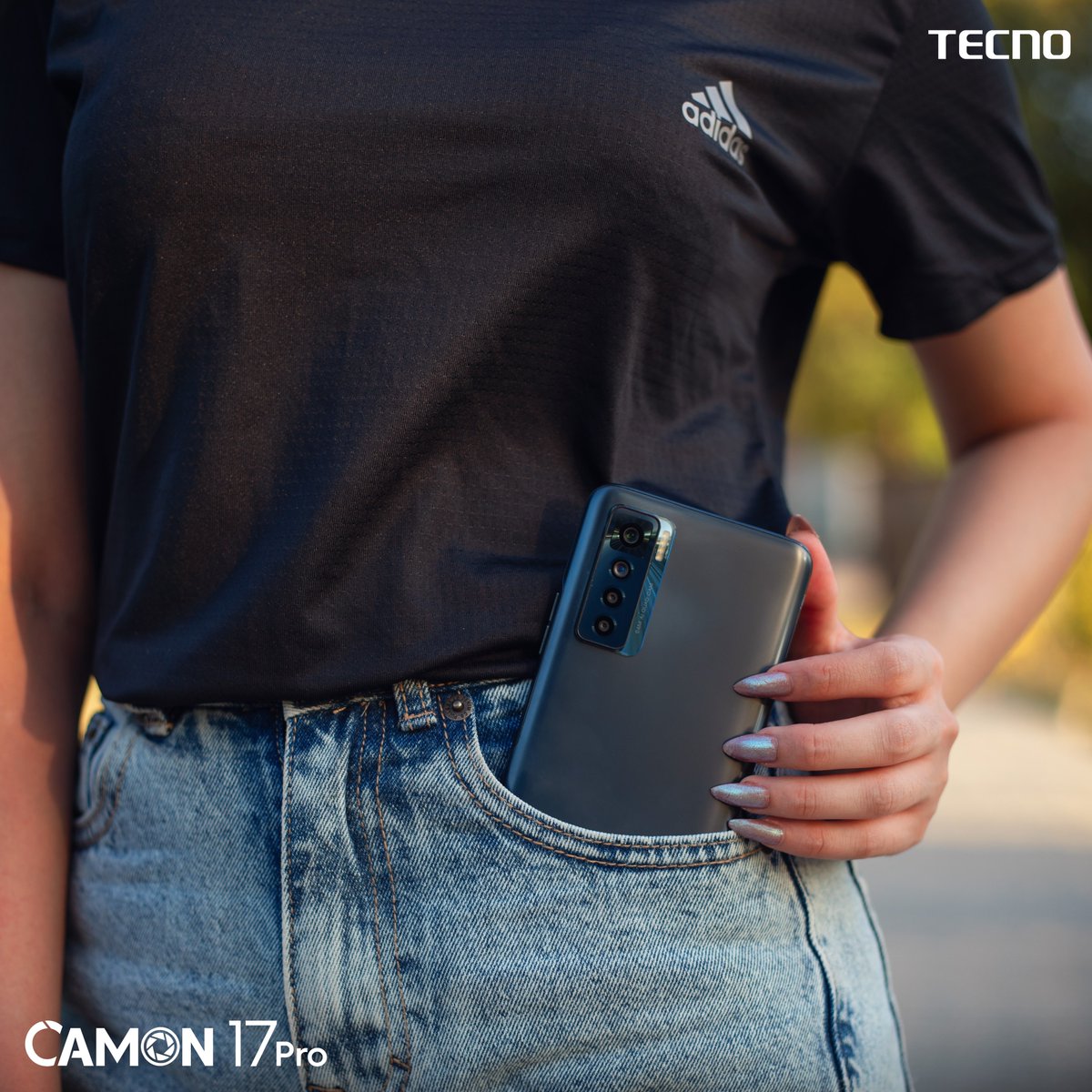 TECNOARABIA's tweet photo. Never miss the gleam aesthetics design of Camon 17 Pro. #TECNOMobileUAE #CAMON17Pro #TheClearestSelfieCamera https://t.co/9gIbxD7ppA