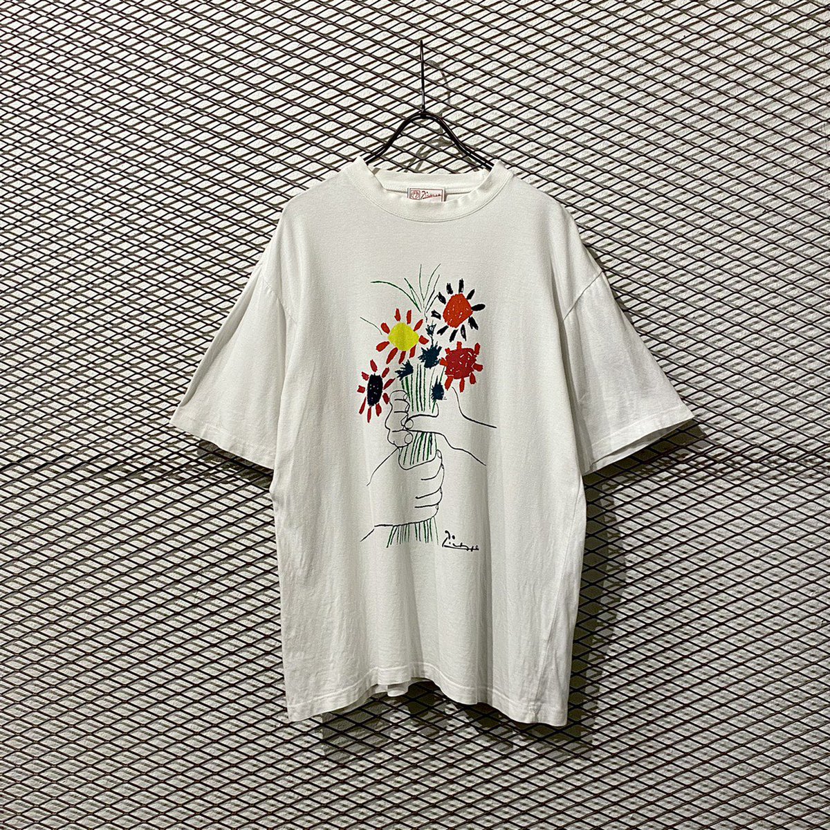 Dude Harajuku New Arrival Airwalk 80 S Lady Form Tee ペンシルベニア州のアルツーナに本拠地があるスケートボードブランド Airwalk 特徴的な女性のフォルムプリントは某スポーツブランドのパロディかと 通販 T Co