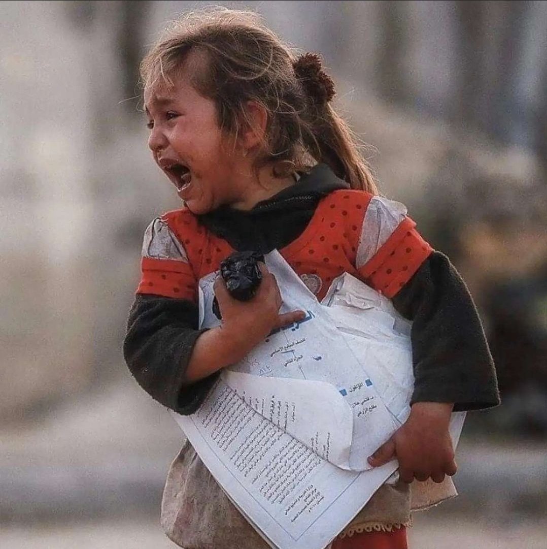 VIKASHK45292847's tweet photo. Afghanistan is sample of what could happen to Kashmir if Indian troops leave.

So be greatful...! https://t.co/FyHThpRjTa
