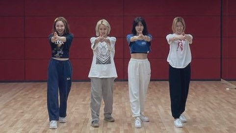 samoyeon's tweet photo. PERIODDD https://t.co/6d6E5gywt7