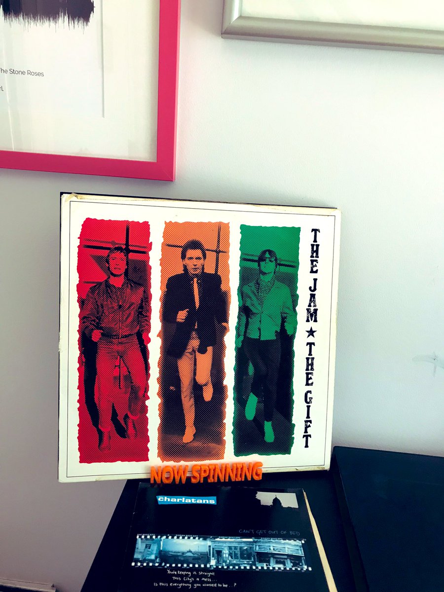 Sugaspunsista74's tweet photo. A truly wonderful Gift 💙🎧 #TheJam #WellerWednesday #TheWayToMyHeart #vinyladdict #vinylrecords https://t.co/ixEkEXlnwH