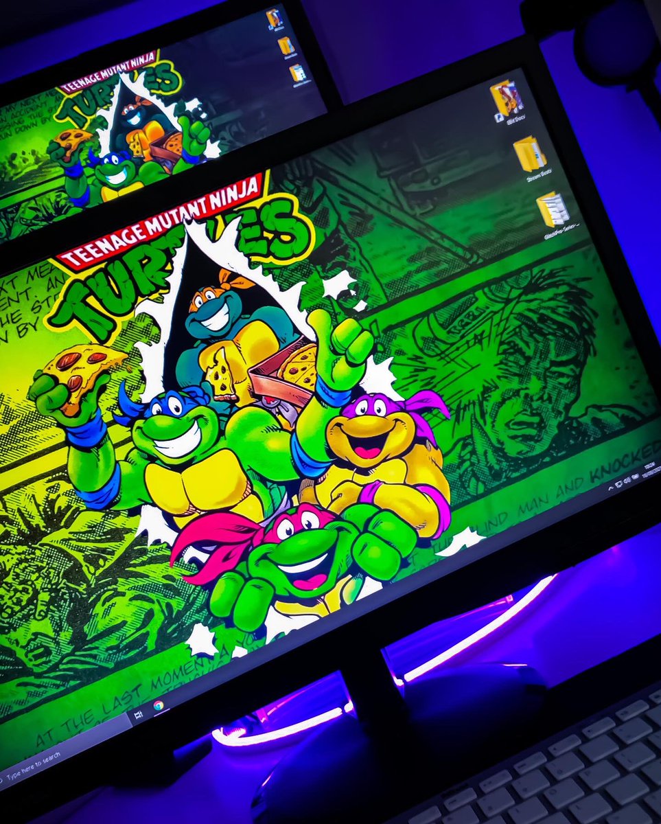 8BitGamingUK's tweet image. Pizza time! #tmnt #funkop #goveelighs #ikea #chunkychickencardiff