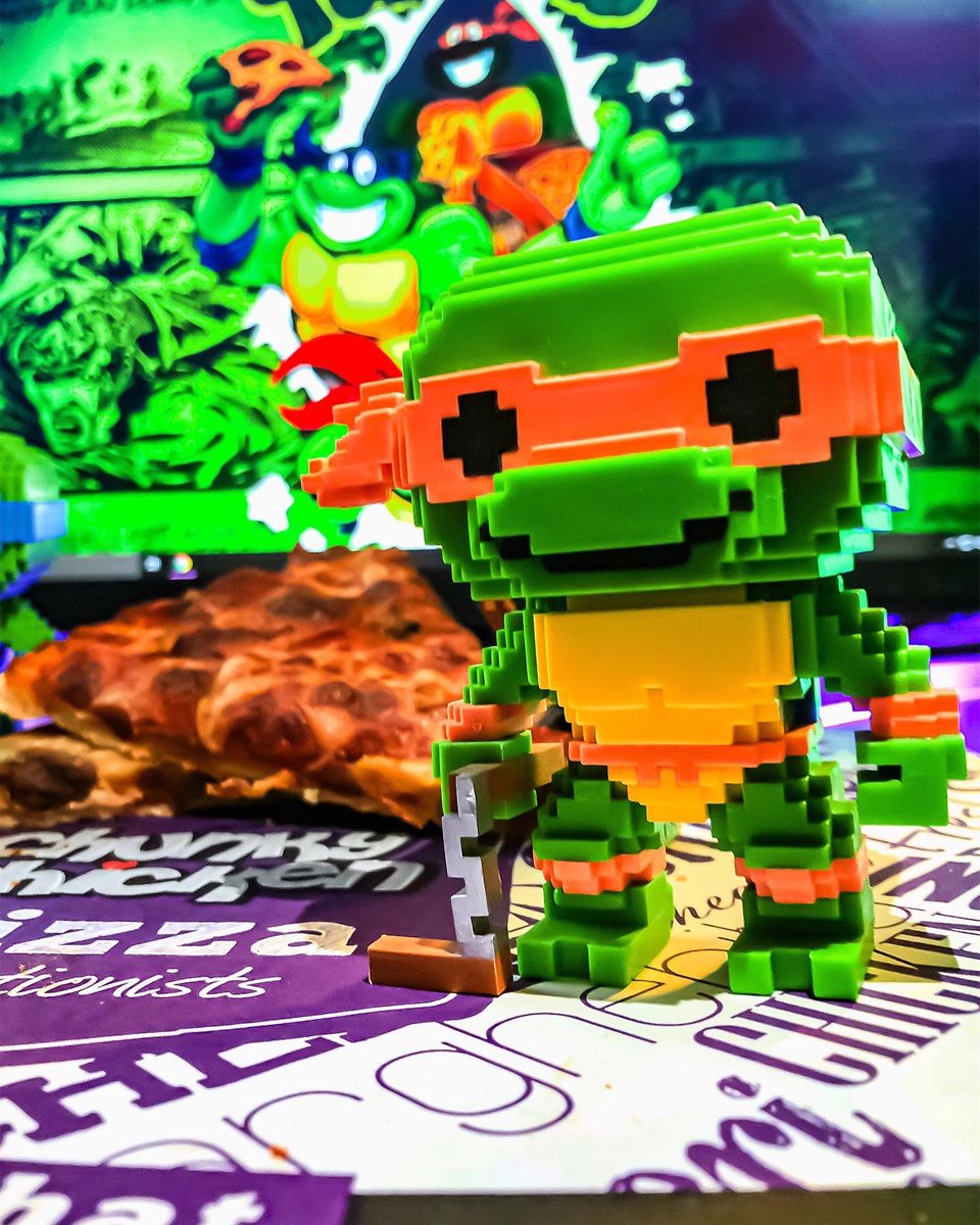 8BitGamingUK's tweet image. Pizza time! #tmnt #funkop #goveelighs #ikea #chunkychickencardiff