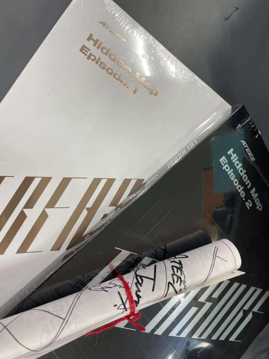 TOWER_Kyoto's tweet photo. 【#ATEEZ】「ATEEZ TREASURE : #Hidden_Map」入荷致しました🏴「TREASURE」シリーズの裏側が全て詰まった地図のかけら。インタビューまで収録された大ボリュームの作品です⏳この片道の船の上、これまでの軌跡こそが"TREASURE"だったんですね◎ 早く見たくてうずうずしてます♥️(や) #에이티즈 https://t.co/ATFqV2Ouq8
