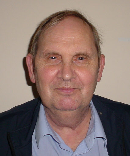 lutoncouncil's tweet photo. We are extremely sad to hear the news that Councillor Paul Castleman has passed away.
 
We will provide a more detailed statement later, but right now the thoughts and prayers of everyone at Luton Council are with Paul’s family and friends during this very difficult time. https://t.co/LWU7eAI8AX