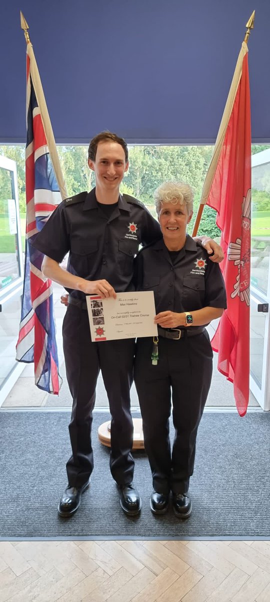 HawkinsJules's tweet photo. So this happened on Thursday, Max joins me @Hertford24P2 just waiting for our first shout together 😩😀 #proudmum #keepitinthefamily #mumandson #firefamily #firefighter https://t.co/r0lsXzHhxN