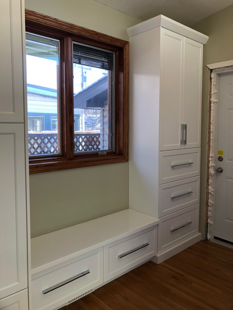 kimjohholsel's tweet image. #mudroom #yyccabinets #closetstorage