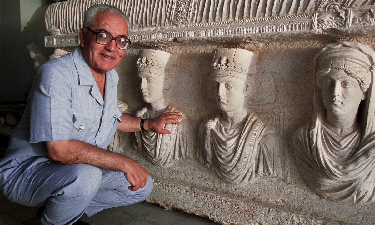 Remembering Khaled al-Asaad, the heroic Syrian archaeologist who was murdered by ISIS on 18 August 2015 for refusing to give up the hidden treasures of Palmyra. 🙏 #OnThisDay 
theguardian.com/world/2015/aug…