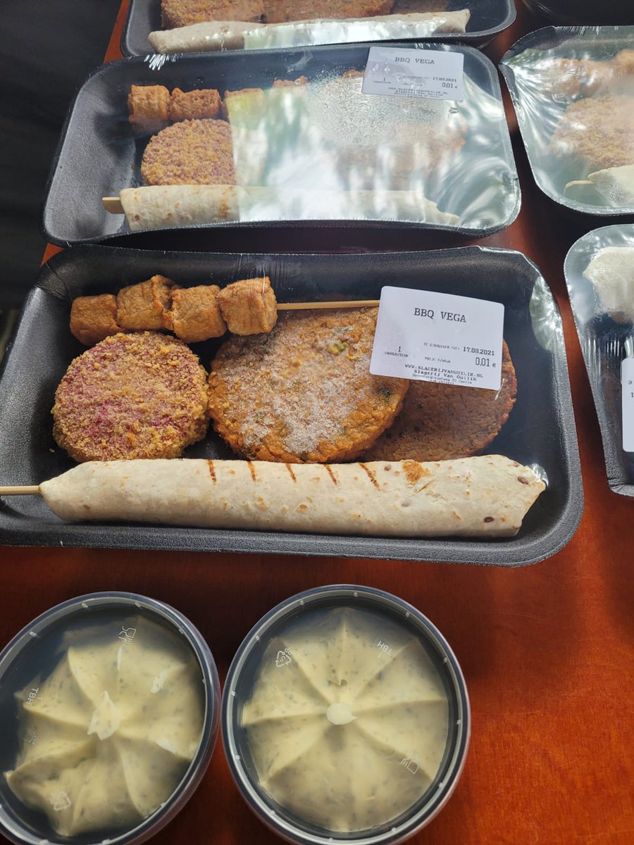 Samen met <a href="/Zwolle_Actief/">Zwolle Actief</a>  organiseerden we vorige week een gezellige BBQ voor onze gasten. Het weer werkte goed mee, er was voldoende te eten en te drinken, het was een geslaagde avond 👌
Onze dank gaat uit naar iedereen die dit mogelijk heeft gemaakt !