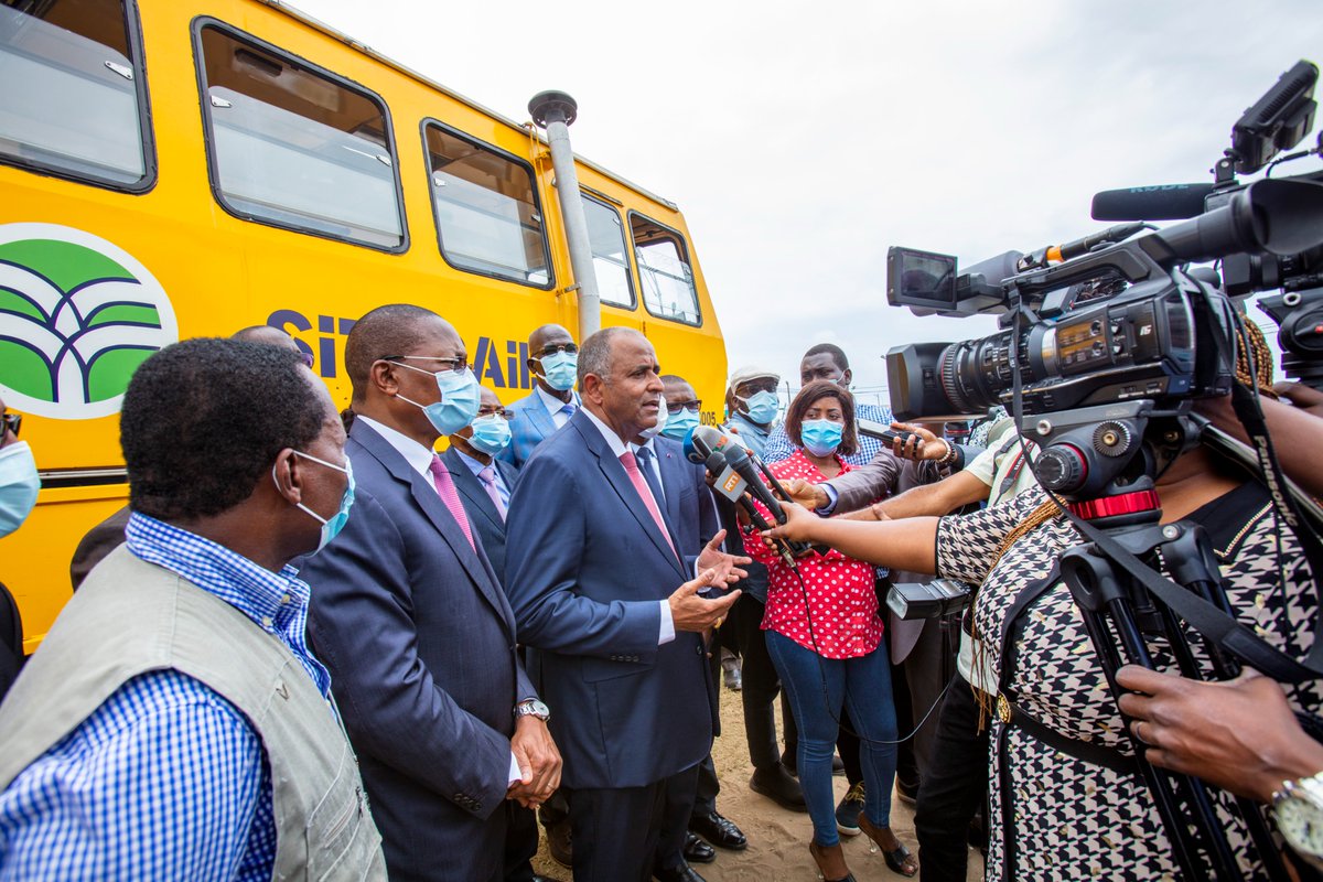 Avec le métro, #Abidjan accélère !
Car ce n’est pas un train qu’on construit, c’est toute une ville qu’on transforme.
La phase active des travaux débute avec la libération des emprises de l’ouvrage.
Demain, 500.000 Ivoiriens se déplaceront + facilement &amp; rapidement !
#OnAvance 🇨🇮