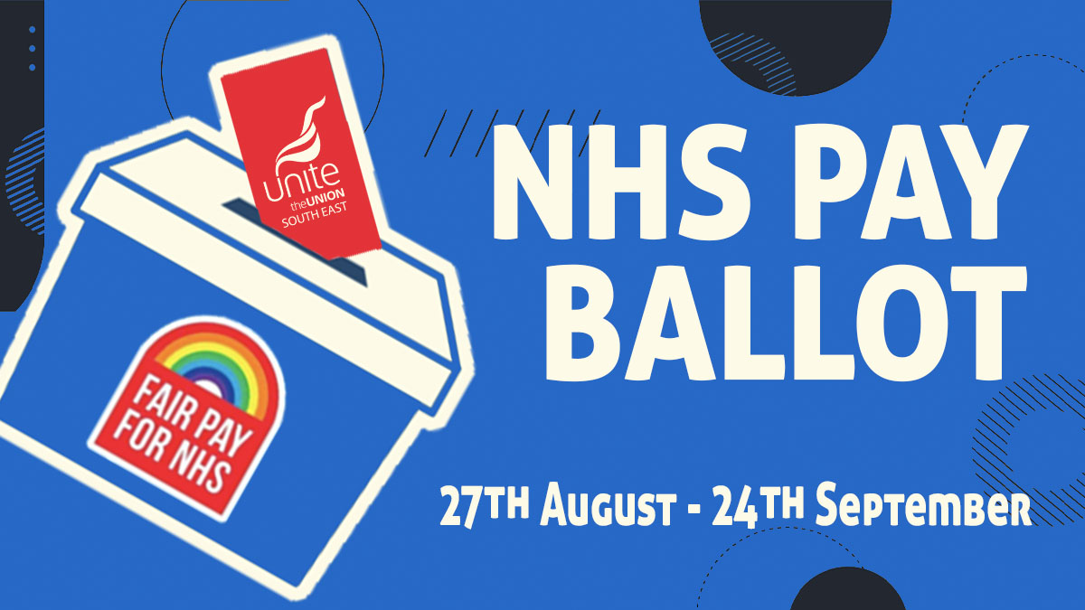 unite_southeast's tweet photo. 🗳️ @unitetheunion will be opening a #ballot of #NHS members to ask whether in principle they accept or reject the 3% pay rise offered by the gov't.
👎We do not believe that it's enough and are recommending that our members vote to #RejectIt.❌
#FairPay #NHSPay15 #withNHSStaff https://t.co/0ZfGccBpC2