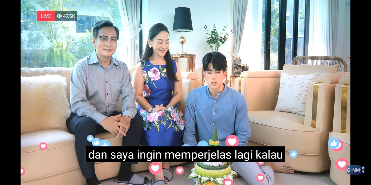 Thaimfs's tweet photo. tmf! Kirain Wisa doang yg nyebelin. Ternyata bapak ibunya juga woi😭 drama queen banget, mana gajelas apa apa konten apa apa konten😡 https://t.co/QarYmQlHe4