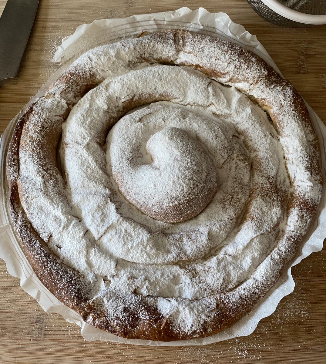 desdelametlla's tweet photo. Per alleugerir la tristor de la tornada de vacances de #Menorca, res millor que menjar la premiada ensaïmada de #canPons d’es Mercadal a casa i recordar els bons moments https://t.co/1zasEu46xC