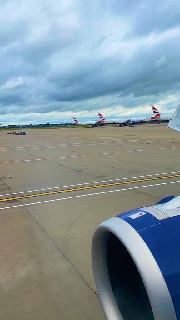 Positioning to LCA for the night then working back tomorrow ✈️ looking forward to the sunnier weather than here in London ☀️ #cabincrew #flightattendant