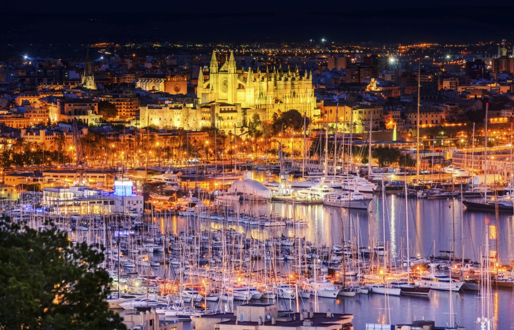 MyTravelPosts's tweet photo. “Medieval towns, miles of coastline, hippy markets and multiple UNESCO World Heritage sites…..Welcome to the Balearic Islands!” https://t.co/1KU2O9qce6 https://t.co/5q8awOYucm