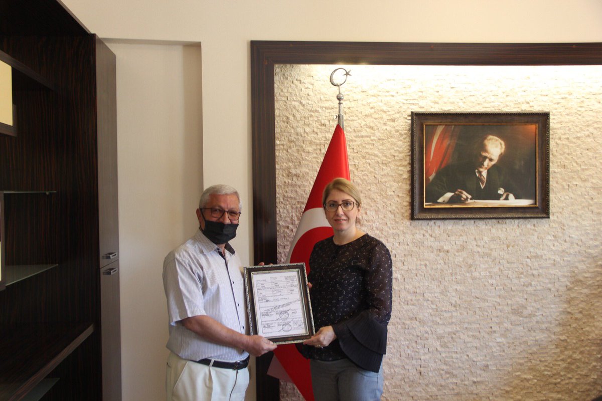 İlçe Nüfus Müdürümüz Metin UYSAL tarafından Kaymakamıza doğum tutanağı takdim edildi.
<a href="/KaraburunNufus/">Karaburun Nüfus Müdürlüğü</a> <a href="/IzmirNufus/">İZMİR İL NÜFUS VE VATANDAŞLIK MÜDÜRLÜĞÜ</a> <a href="/sefikaygol/">Şefik AYGÖL</a>