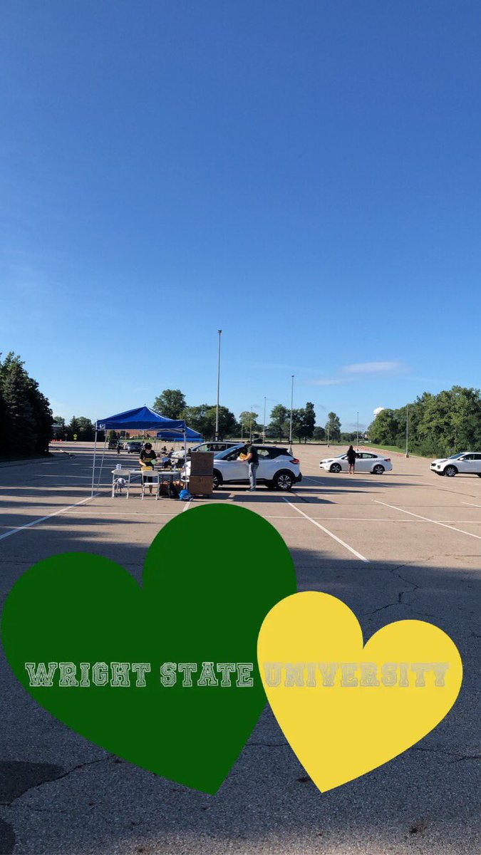 Loganrex2022's tweet photo. Move in day vibes ππ#LiveWright #WSUMoveIn #WrightState https://t.co/ZplLvJPIR4