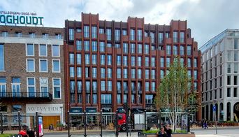 gem_groningen's tweet photo. We kunnen weer stemmen op het mooiste (nieuwe) gebouw van Groningen! Er zijn maar liefst 42 aanmeldingen. Welke kies jij? Breng je stem op de Groninger Architectuurprijs 2021 uit voor 17 september op https://t.co/imYU7P72P7 @PlatformGRAS  @architectuurmnd https://t.co/ARN2bOOKOU