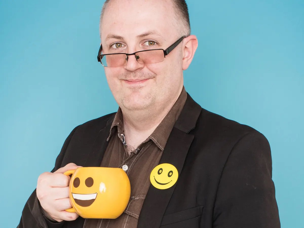 whohurtpod's tweet photo. It’s @garwboy on the podcast today! 

Listen here or wherever you get your podcasts:

iTunes: https://t.co/yRmc3UoRc9

Spotify: https://t.co/i8X8yZCpjI

Website: https://t.co/2osL7kR0NZ

#WhoHurtYou @SofieHagen https://t.co/xYARITrTth