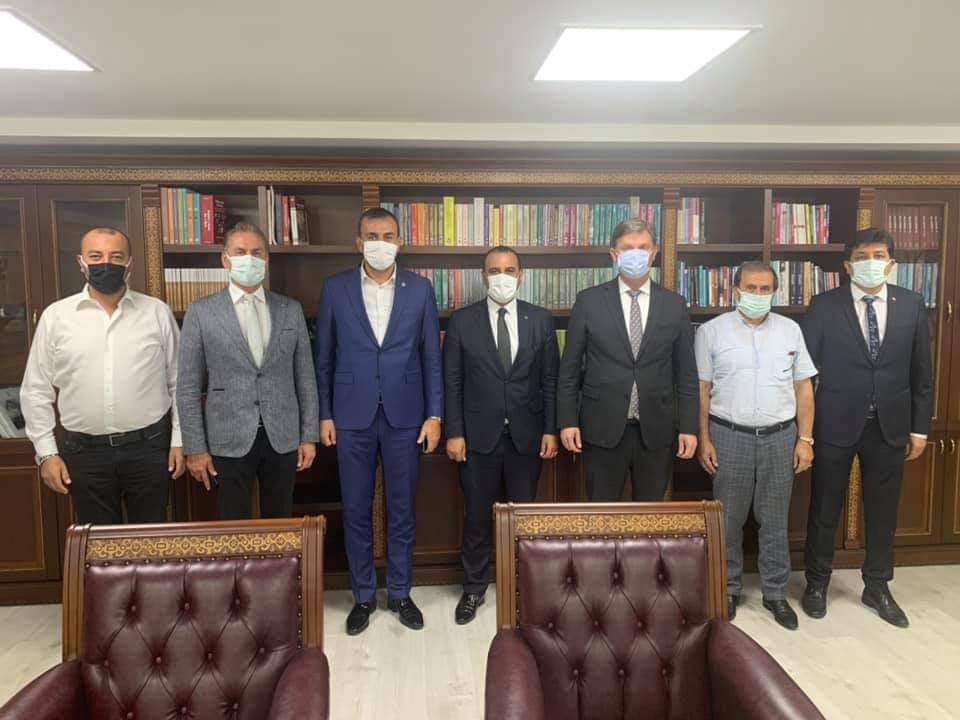 Özel Öğretim Kurumları Genel Müdürlüğü görevine atanmış olan  sayın Abdullah Süslü'ye TÜSEKON olarak hayırlı olsun ziyaretinde bulunduk. 
Sayın Genel Müdürümüze yeni görevinde başarılar diliyoruz.