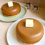 北海道小樽市にあるお店「cafe chobicha」の、表面はサクサク、中はふわっふわで極厚の「ホッ…