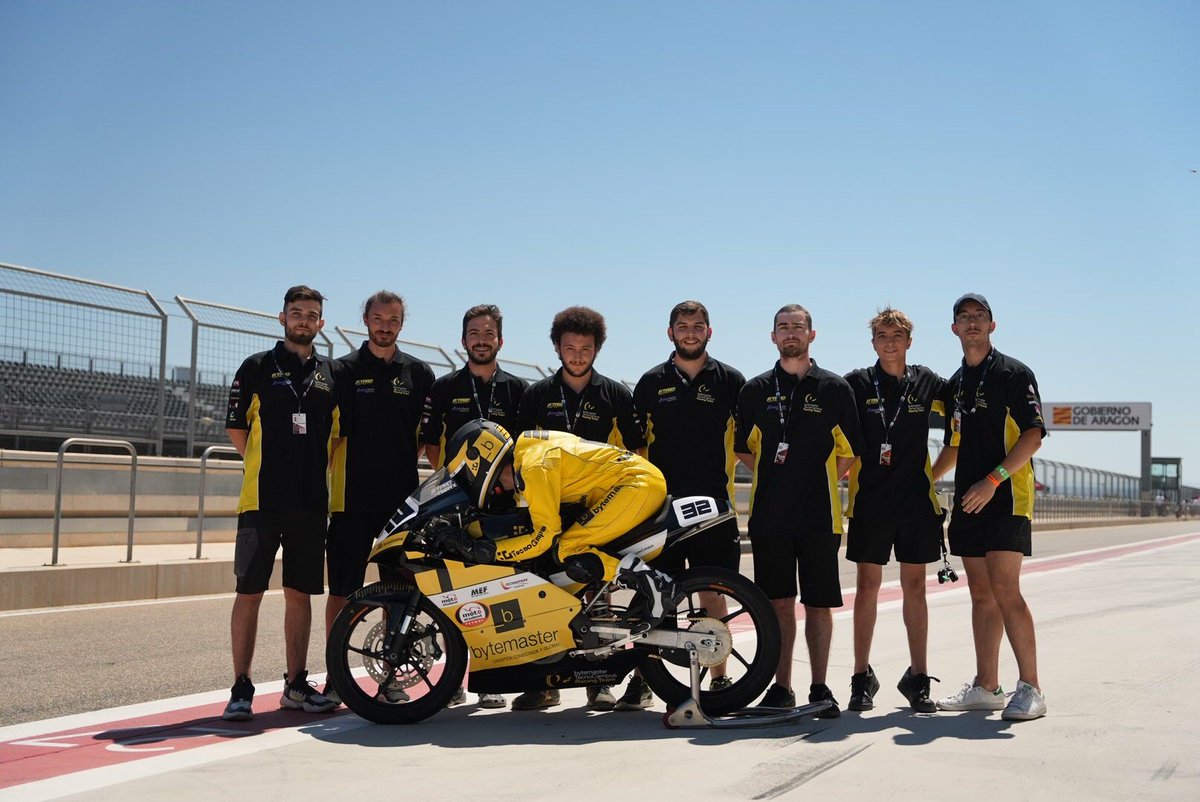 BytemasterSA's tweet photo. 👏 ¡Hoy se cumple 1 mes desde el 8º puesto del equipo @BytemasterSA @TecnoCampus Racing Team en el certamen #MotoStudent International Competition 2021 disputado en MotorLand Aragón! 🏁 https://t.co/v602u0Yb6u