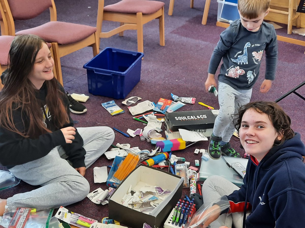 We have helpers packing up stationery sets for our secondary school referrals this morning ❤ Two <a href="/bingleygrammar/">bingleygrammar</a> students in charge and one prospective <a href="/WycliffePrimary/">Wycliffe CE Primary</a> also doing his best to help!