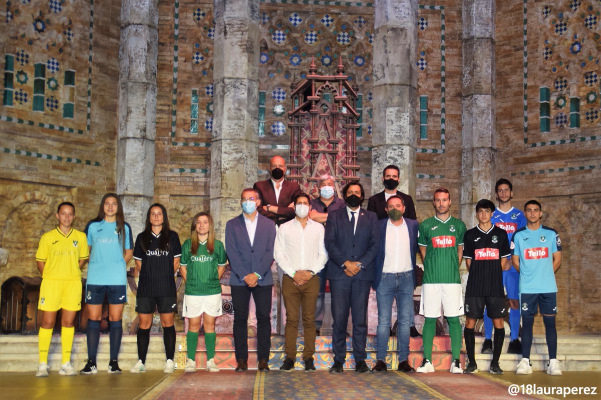 CD_Toledo's tweet photo. 📰 COMUNICADO OFICIAL | El #CDToledo se cita con la historia para presentar sus nuevas equipaciones

🔗https://t.co/fY6zKH1gBc

#NuestroDoce 💚⚪️ https://t.co/ZAVVuF6vFx