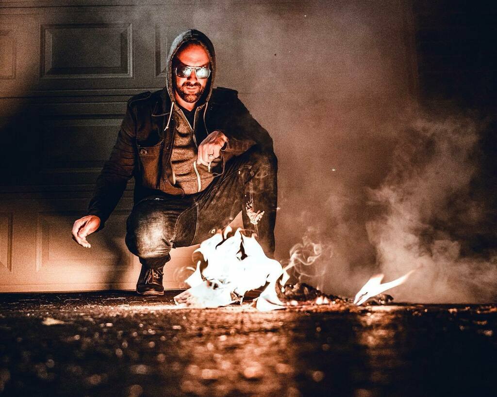 52frames's tweet photo. ✨ Brianne Friberg took this Great portrait for this week’s challenge #52Frames_night. Congrats on the feature @briannefriberg 
🌟 33/2021
🌟Theme: Night
🌟Selected by @britta_dietze
🌟Check out the entire album at https://t.co/yp7dnKHlBJ
🌟Do you wan… https://t.co/FOZcwGHYWm https://t.co/L0vU5FiiKk