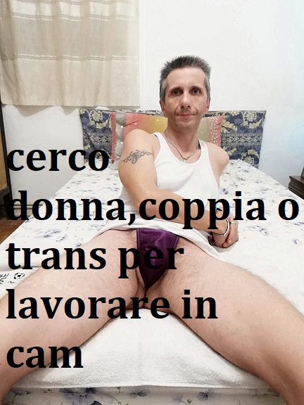 Cerco donna,coppia o trans per lavorare in coppia con me su siti specializzati https://t.co/mhWNPi1z<a href="/tag/stripchat"class="tags"><span>#stripchat</span></a><a href="/tag/stripchatlive"class="tags"><span>#stripchatlive</span></a>