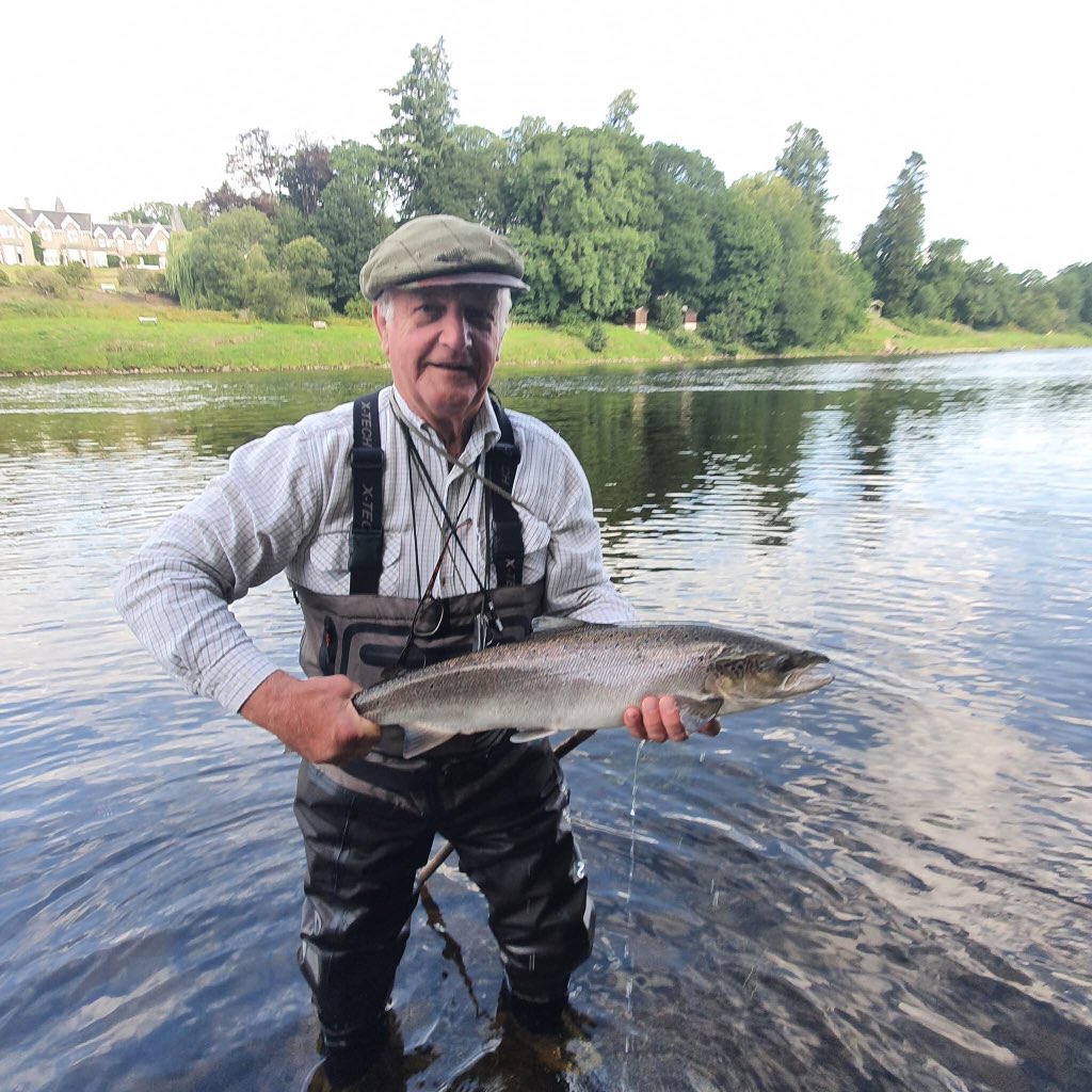 Tay_Salmon's tweet photo. Graham Hey with a nice one on the fly this morning at Cargill. Stay safe and tight lines David https://t.co/ZfgWPiiShP