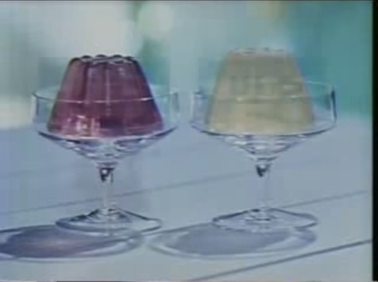 Uzivatel フォントダス Na Twitteru 昔のcmみたいにサンデーグラスに乗せて食べたいけど これと同じ型のやつがなかなか見つからない T Co O3q0wudglh Twitter Uzivatel フォントダス Na Twitteru 昔のcmみたいにサンデーグラスに乗せて食べたいけど これと同じ型のやつがなかなか見つからない T Co O3q0wudglh Twitter