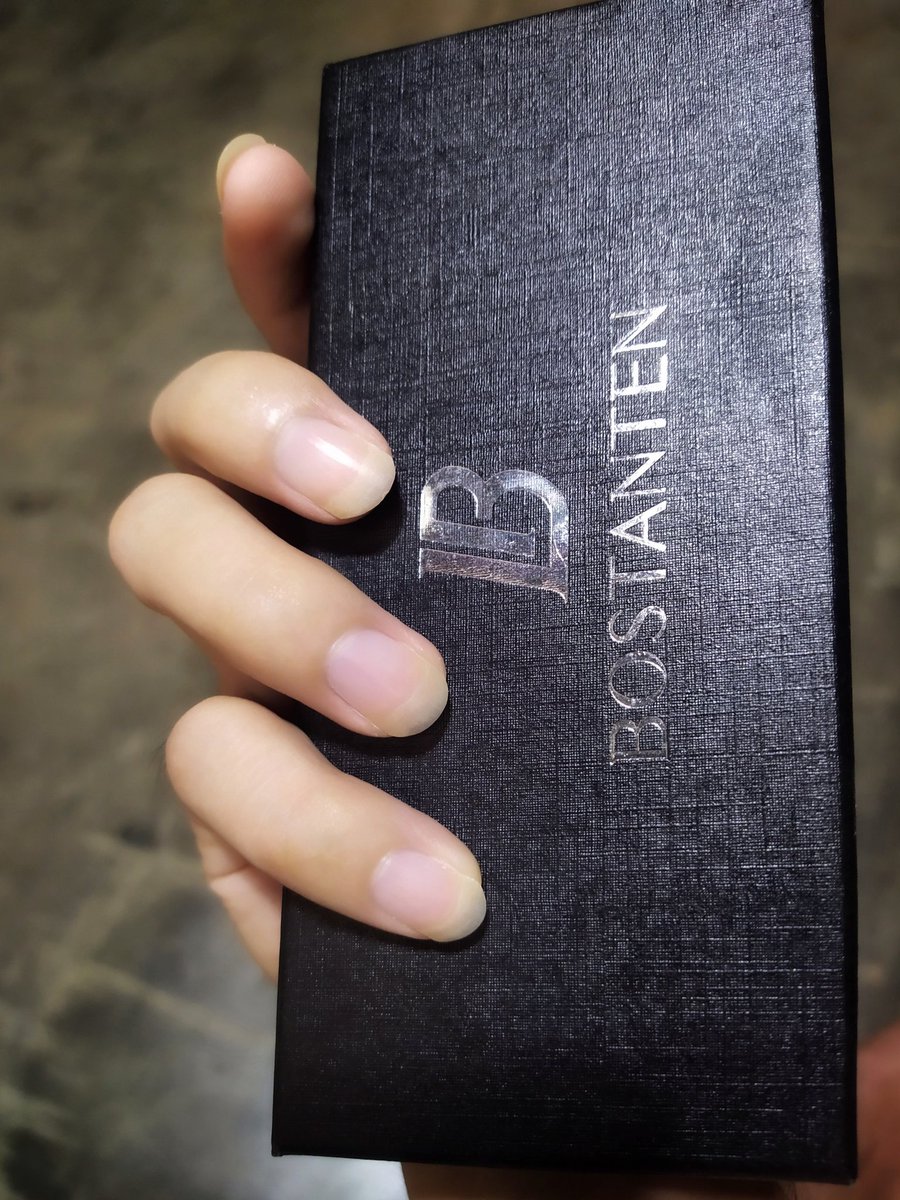 redtomato_24's tweet image. Ayan oh sample! Baka naman Bostanten hahaha
#handmodeling