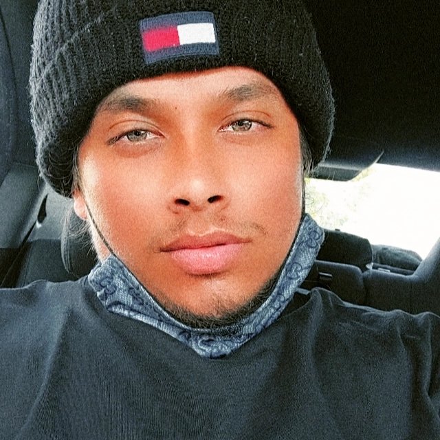 XxxStrictly's tweet photo. @jazminerobins10 Doubt I'm your type but this who df I is lol https://t.co/bXWNumY7GR