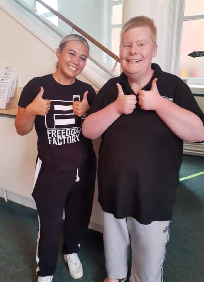 Scott holmes tweet media