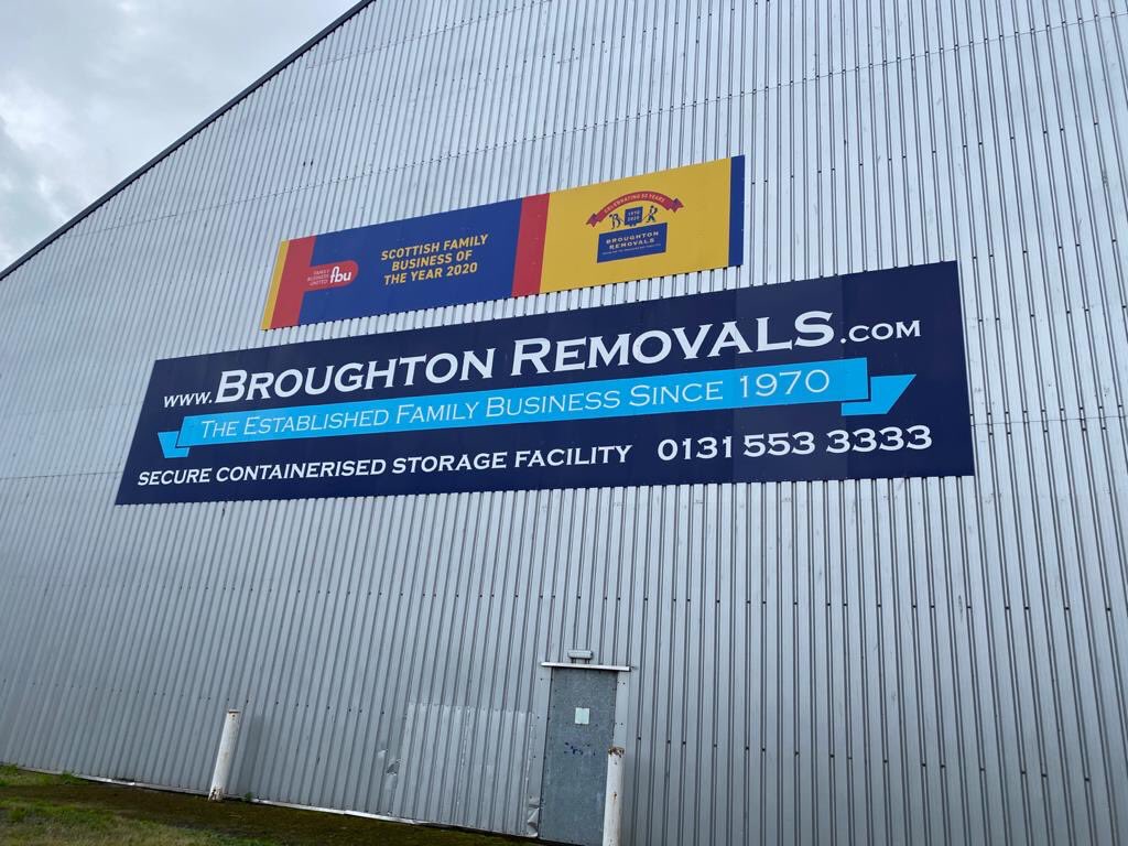 Broughtons1970's tweet photo. Here to help! ⬇️👌

Let us know if you need assistance with your removal or storage needs. 

#broughtonremovals https://t.co/h58IeJW48d