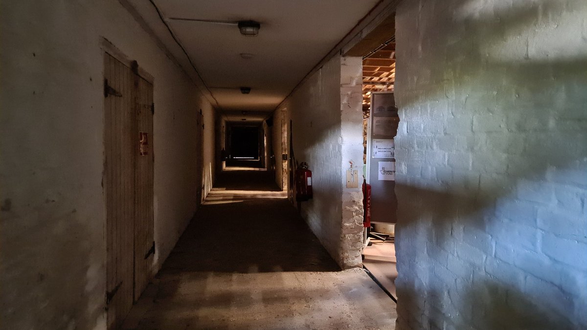 jonathanfost's tweet photo. I get to spend time in amazing locations; over 4 consecutive days I have been to 4 very different locations, doing 4 very different things; 1) Mr Knightley - Chawton House 2) Ghost Hunter - Fort Widley 3) Escape Room - Brickworks Museum 4) Lord Byron at West Horsley Place. https://t.co/473yP7NIaf