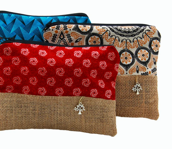 GondwanaLodges's tweet photo. Little Bugs - African Shwe Shwe Cloth & Hessian Make-Up Bags
Made with Love by a Little Bugs Mother, these gorgeous bags are available at The Narrative Namibia:
https://t.co/7S7xQNxc0N
#thenarrative #gondwanalodges #littlebugs https://t.co/fjj1gNhz3N