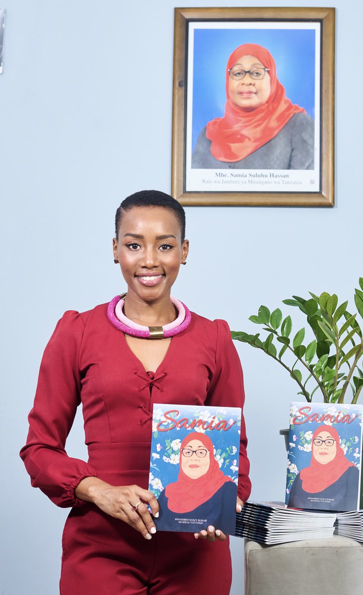 Kila tukio la historia linapotokea, hatuna budi kulienzi kwa kunakili. Ndio sababu kuu na maana halisi ya kuandika kitabu hiki, kinachoangazia maisha ya Mheshimiwa Rais wa Jamhuri ya Muungano wa Tanzania, Samia Suluhu Hassan.