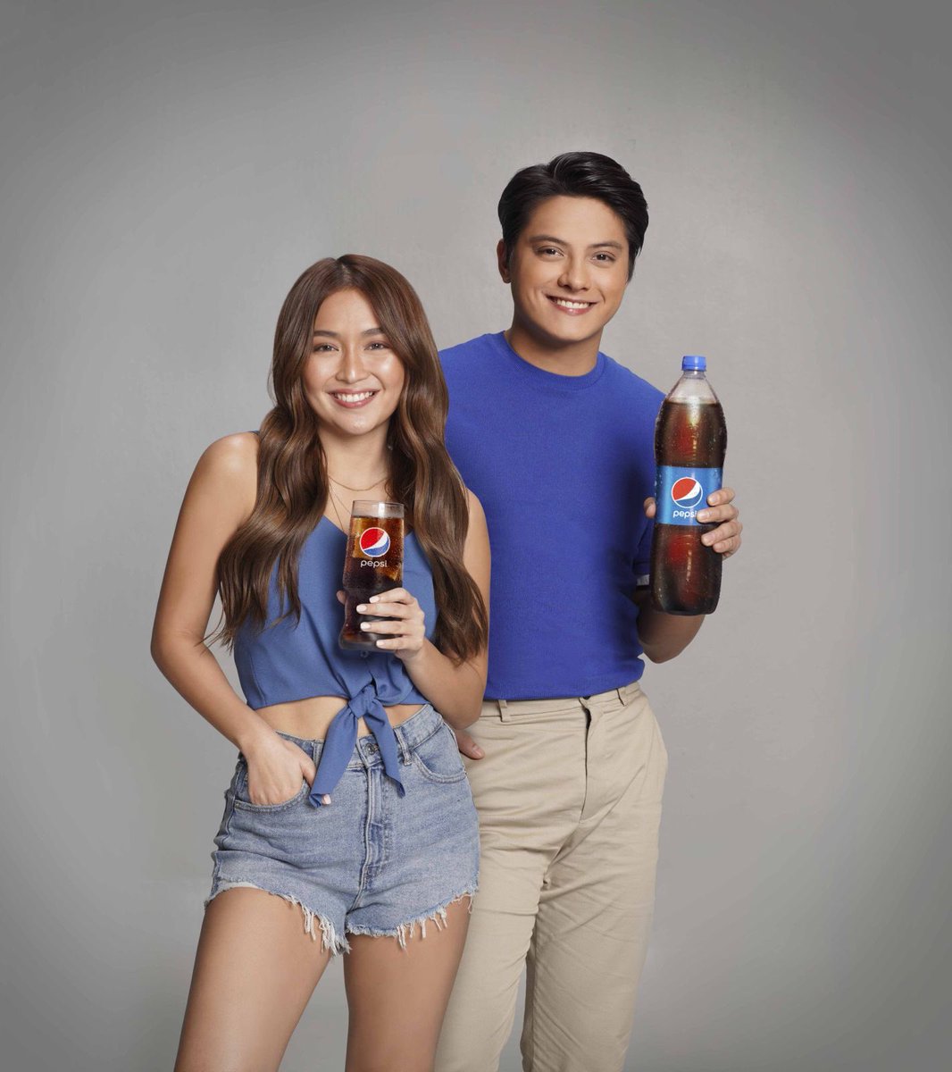 KCMBBulletin's tweet photo. Tweet with the official hashtag: #KathNielWorldwideWithPepsi and tagline: KATHNIEL PepsiWorldwide https://t.co/mazFJbWNCu