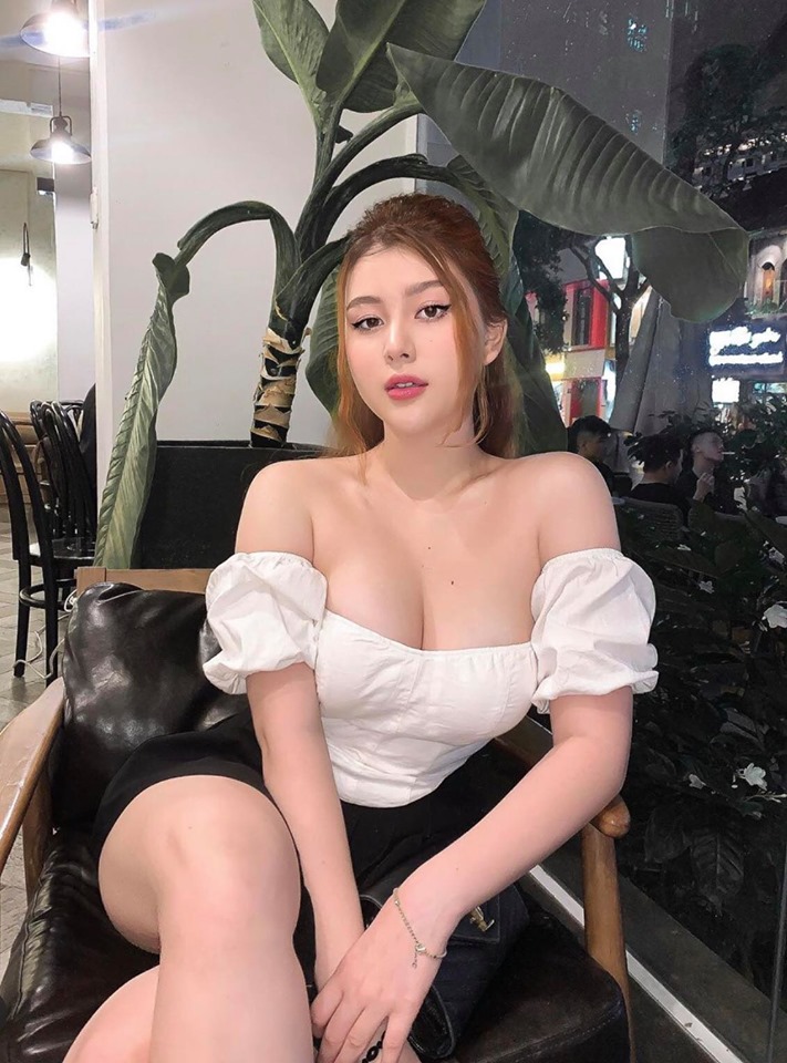 BairdneeShaneka's tweet photo. nhành hoa rụng rơi https://t.co/ii3eOaRyla