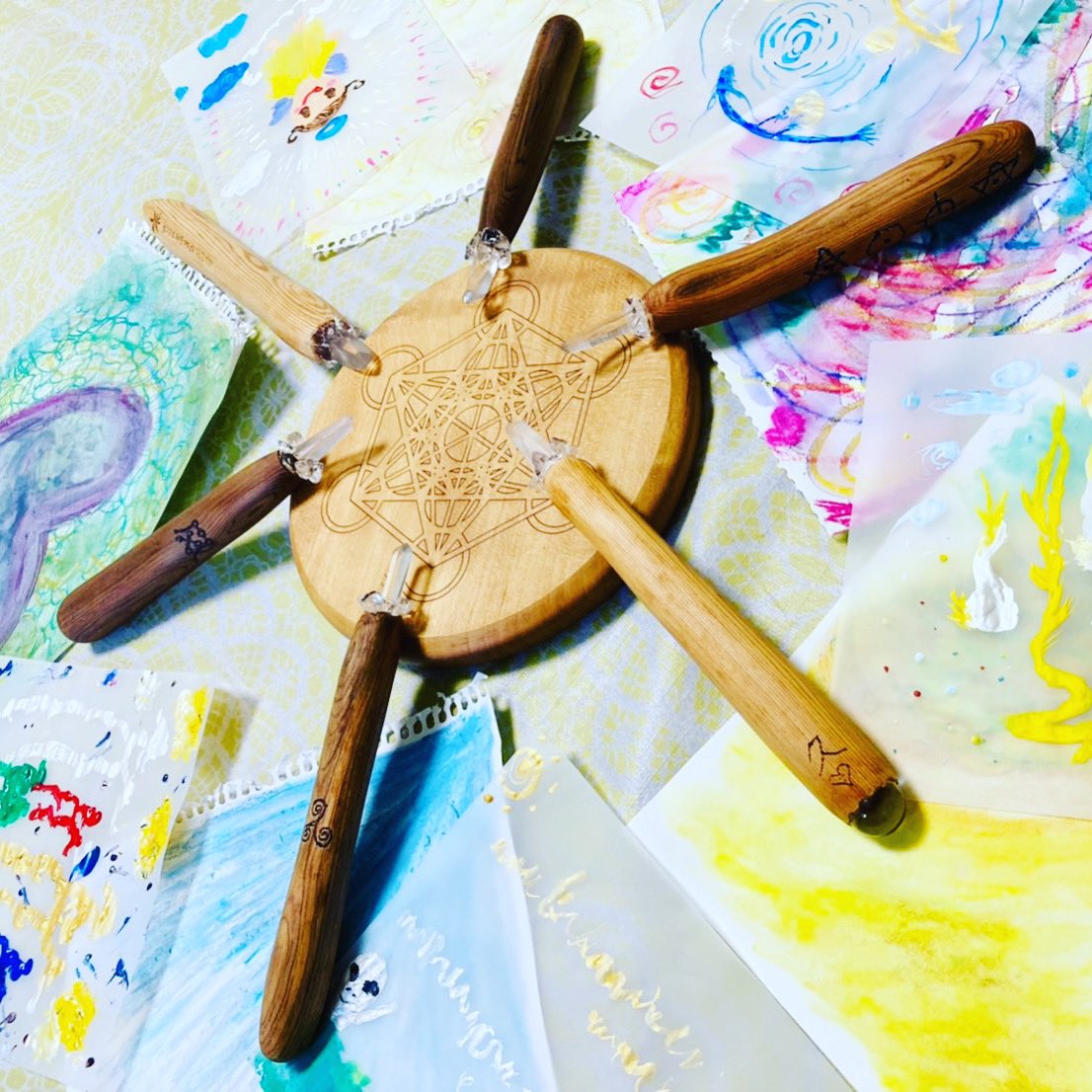 #crystallightpen
 #クリスタルライトペン
 #CLP
楽しい創作ワークと
音の波動使いで癒しの時間
 #屋久杉流木
 #レムリアンシードクリスタル