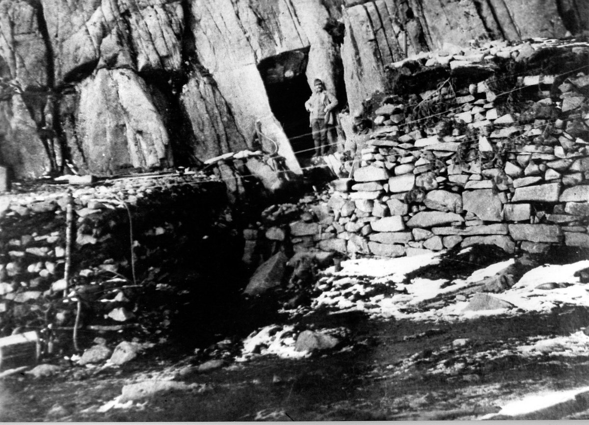 andyblanck1's tweet photo. @masaccio60 here some photos of the Austro-Hungarian period.
#BuseDeOro 
#Colbricon https://t.co/zIVNHBGyN8