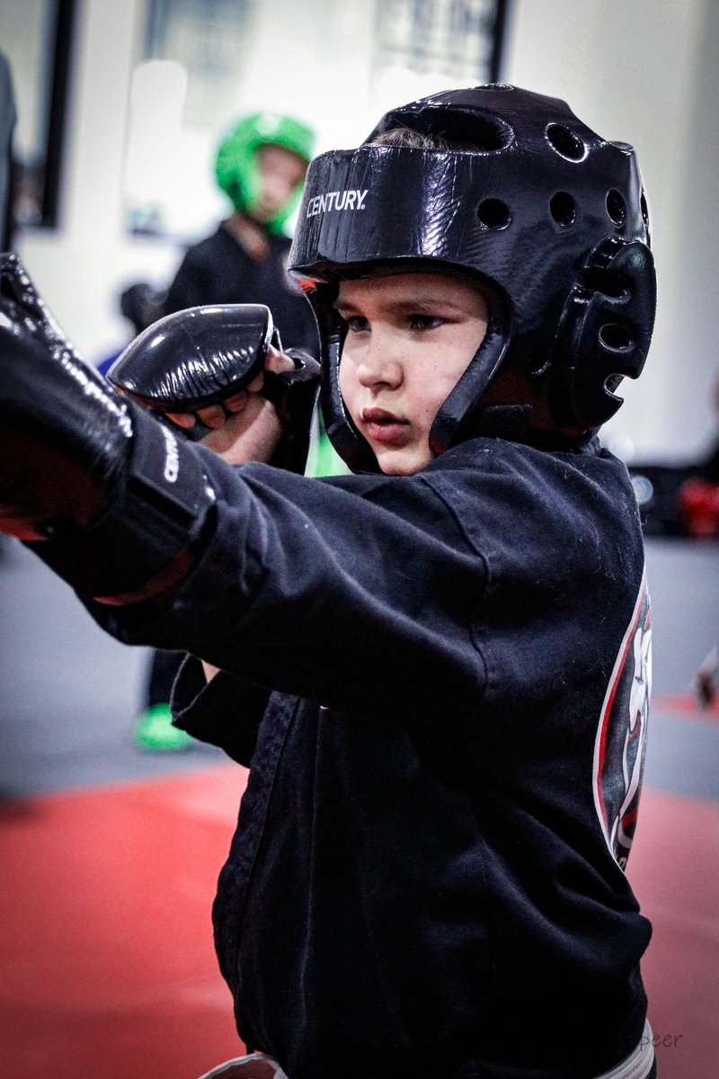 JMAA_Kicks's tweet photo. “Everything comes to him who hustles while he waits.”― Thomas Edison
Photo by Hillary Speer 

 #jenksmartialartsacademy #taekwondo #martialarts #fitness #motivation #success #excellence  #jenks #tulsa #oklahoma https://t.co/mFGd8DYdhn