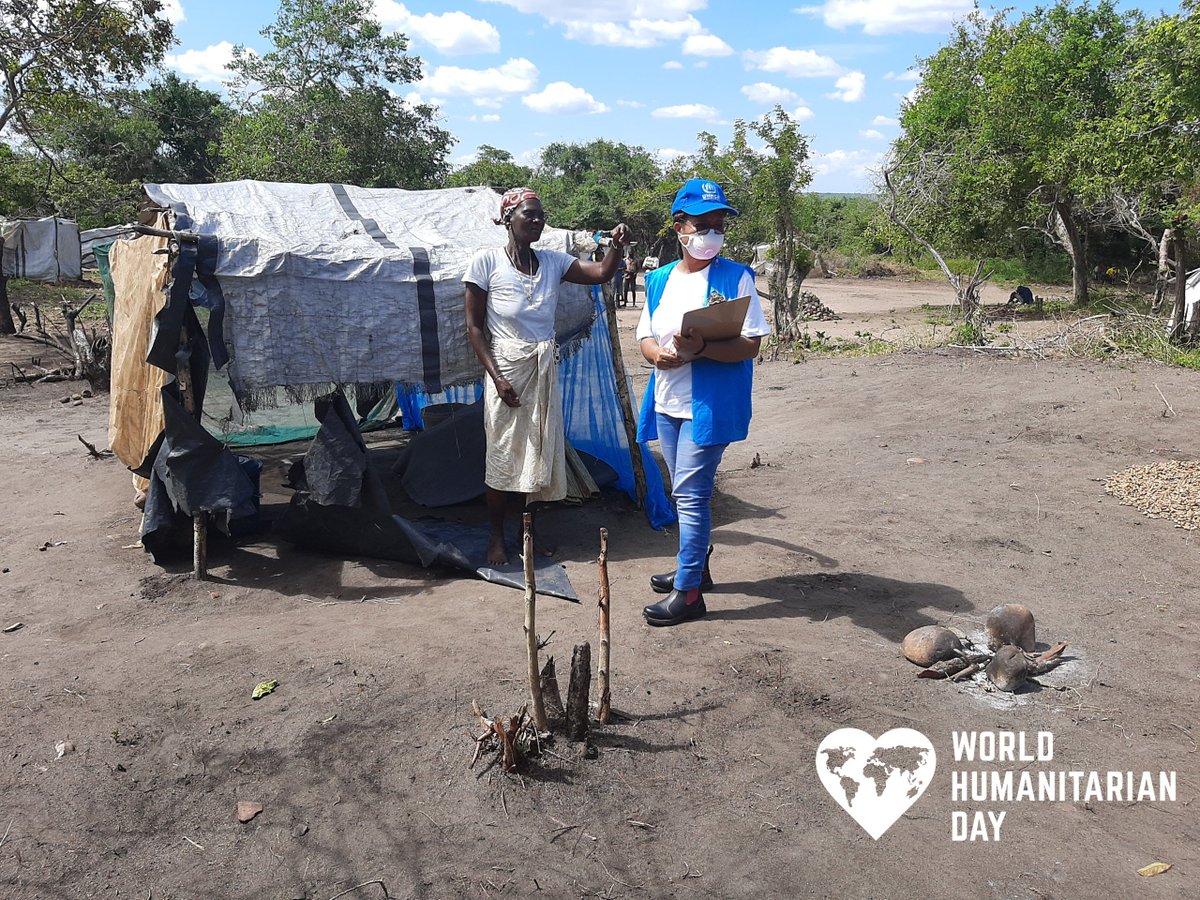 “Being a humanitarian worker is so gratifying. Helping to minimize the suffering and trauma experienced by people affected by #ClimateDisasters is a way of safeguarding human dignity.”, says UNHCR Mozambique’s Marla Hamene.
#WorldHumanitarianDay
#TheHumanRace